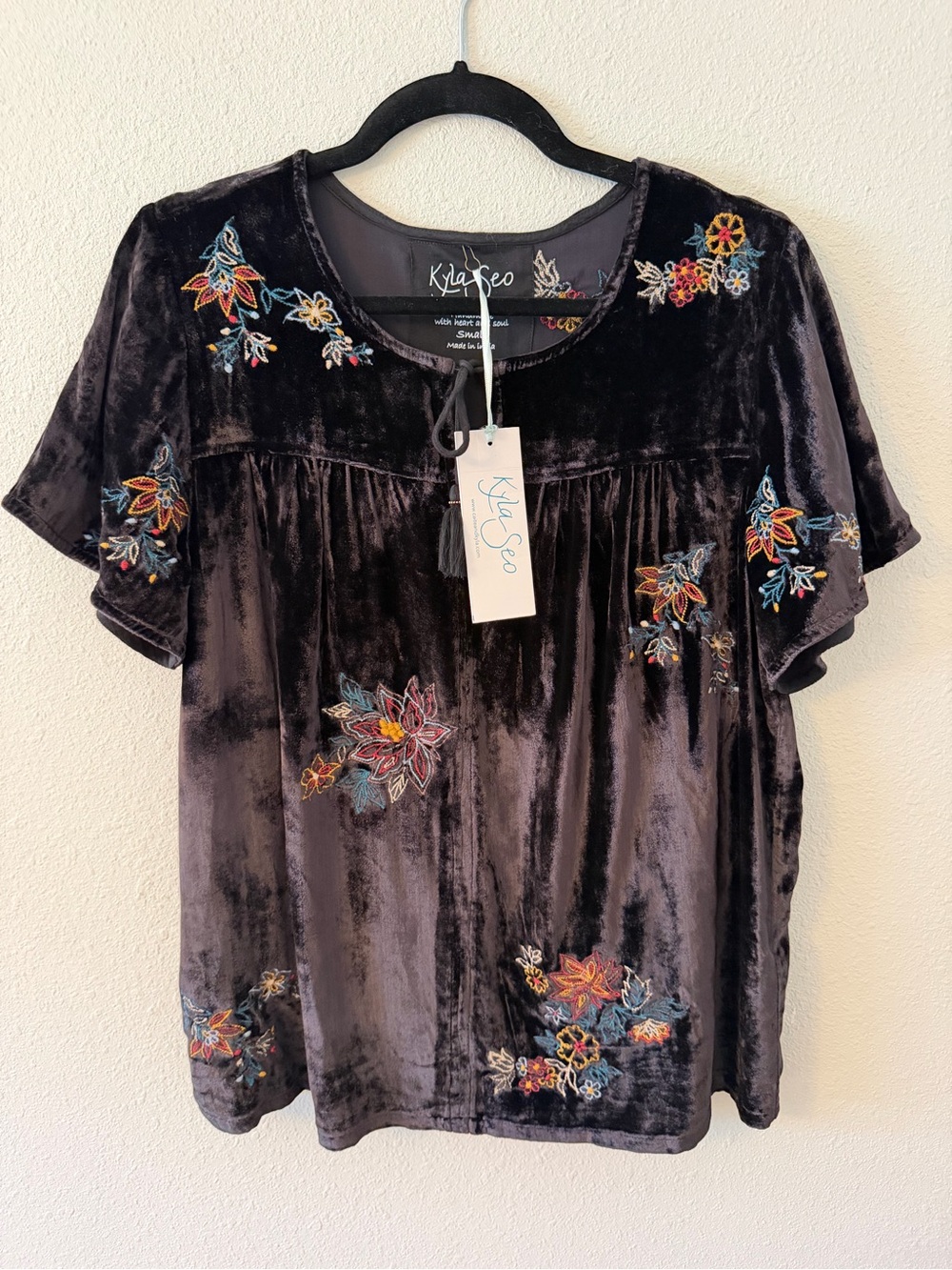 Kyla Seo Black Velvet Embroidered Short Sleeve Blouse
